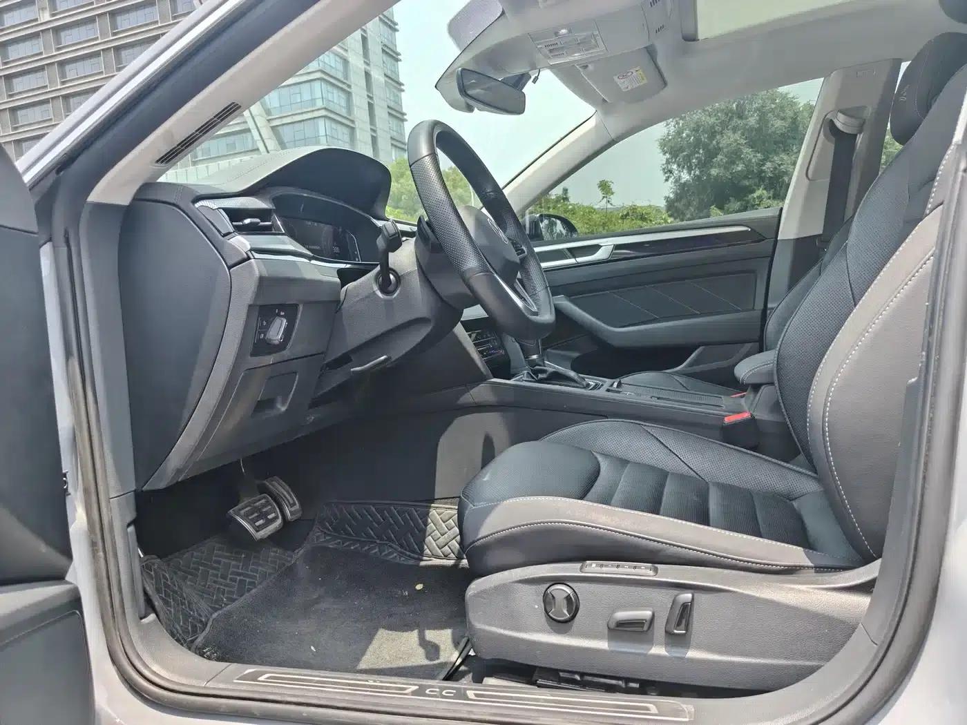FAW-Volkswagen CC 2023 380TSI Striking Edition — миниатюра 4