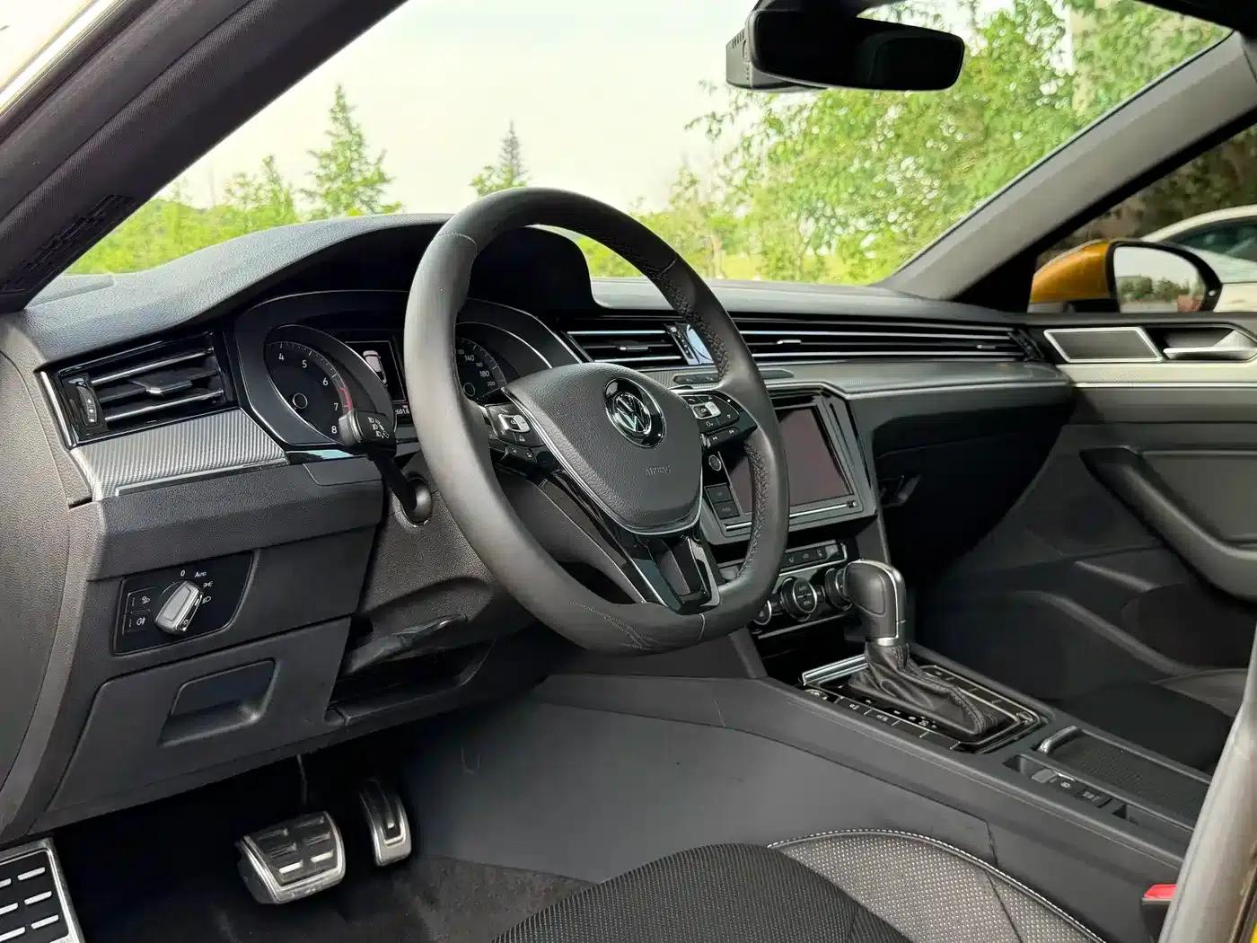 FAW-Volkswagen CC 2019 330TSI Charm Edition (National V Emission Standard) — миниатюра 4