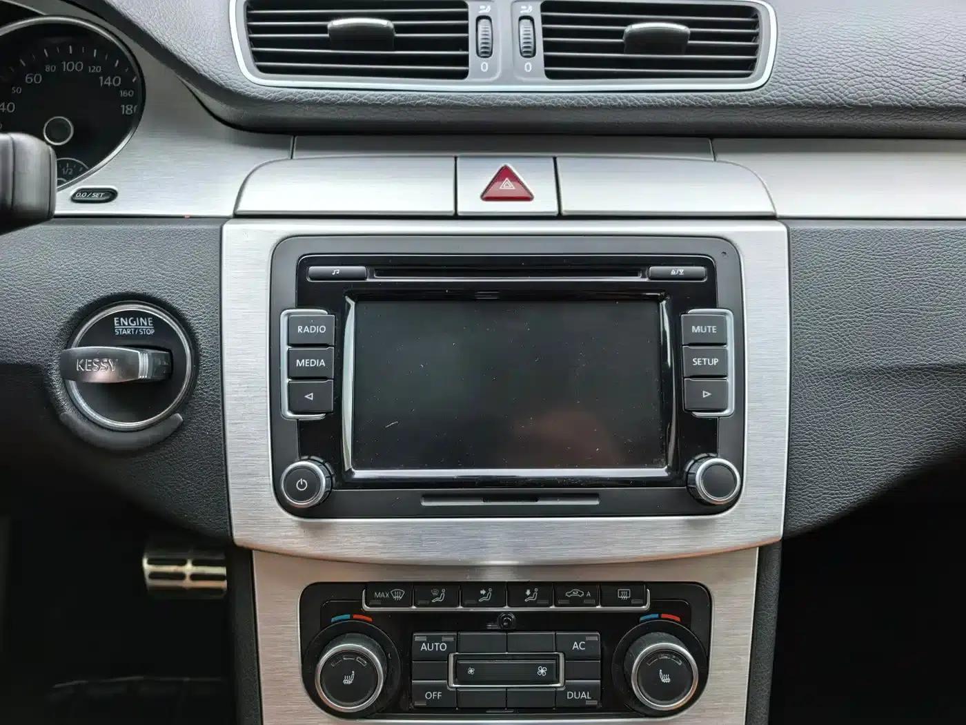 FAW-Volkswagen CC 2011 1.8TSI Premium Edition — миниатюра 15