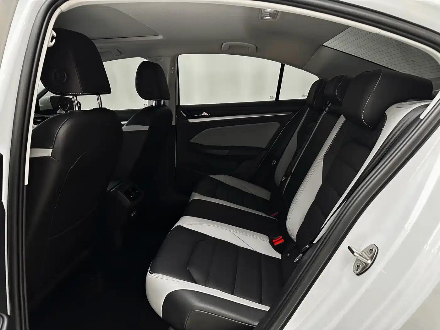2023 Volkswagen Bora 280TSI DSG Premium Edition — миниатюра 12
