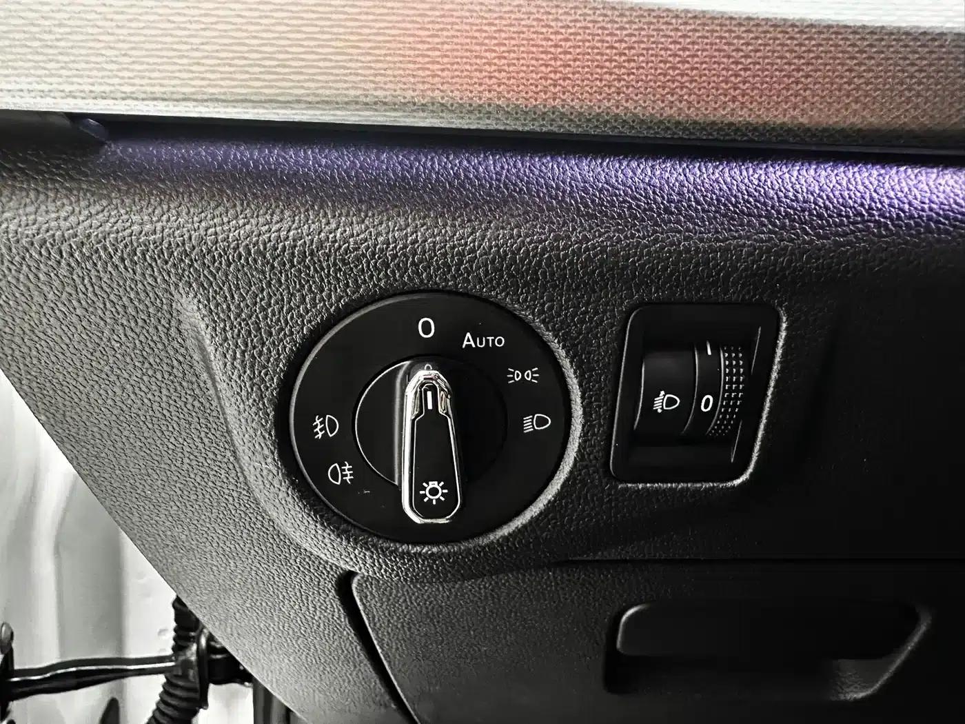 2023 Volkswagen Bora 280TSI DSG Premium Edition — миниатюра 18