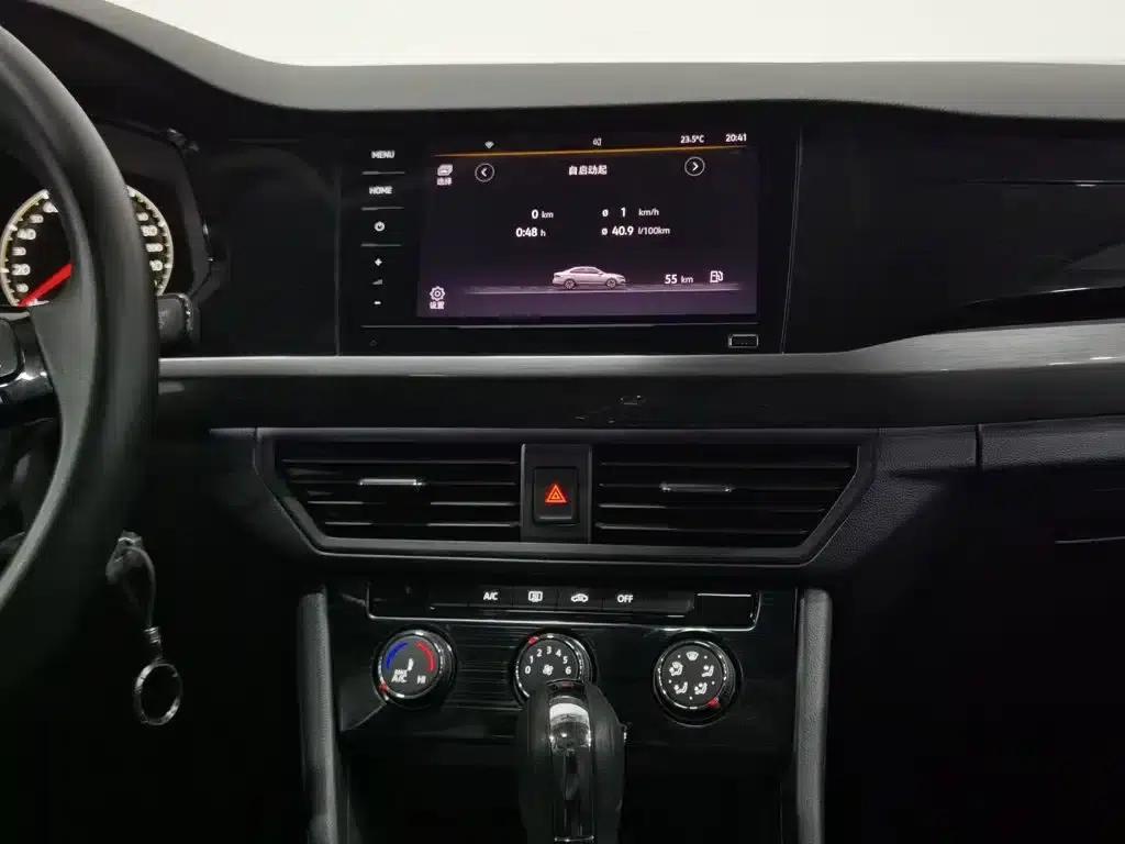 2021 Volkswagen Bora 1.5L Automatic Comfort Smart Connect Edition — миниатюра 12