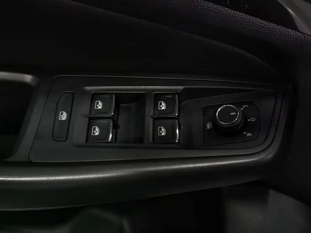 2021 Volkswagen Bora 1.5L Automatic Comfort Smart Connect Edition — миниатюра 9