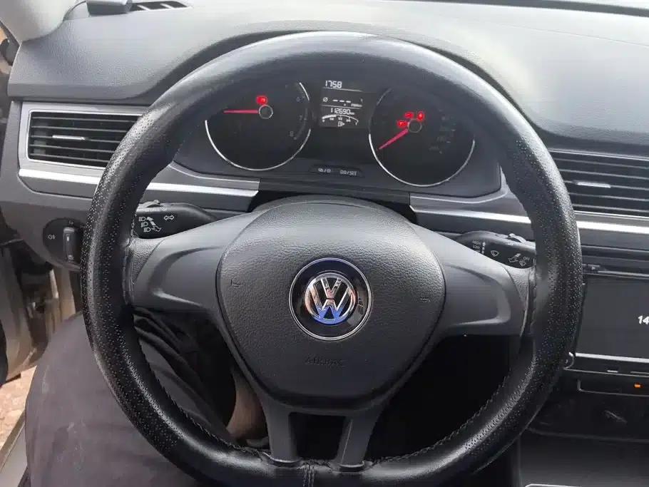 2019 Volkswagen Bora Legend 1.5L Manual Fashion Model (National V Emission Standard) — миниатюра 15