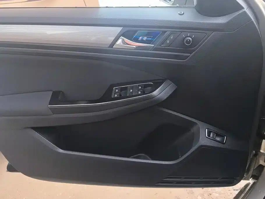 2019 Volkswagen Bora Legend 1.5L Manual Fashion Model (National V Emission Standard) — миниатюра 7