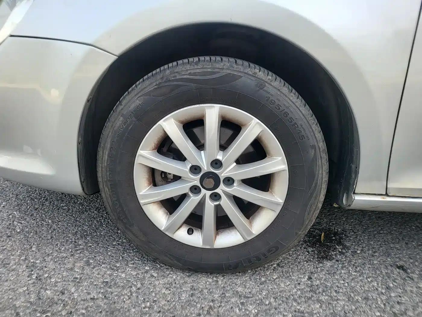 2012 Volkswagen Bora 1.6L Automatic Comfort Model — миниатюра 11