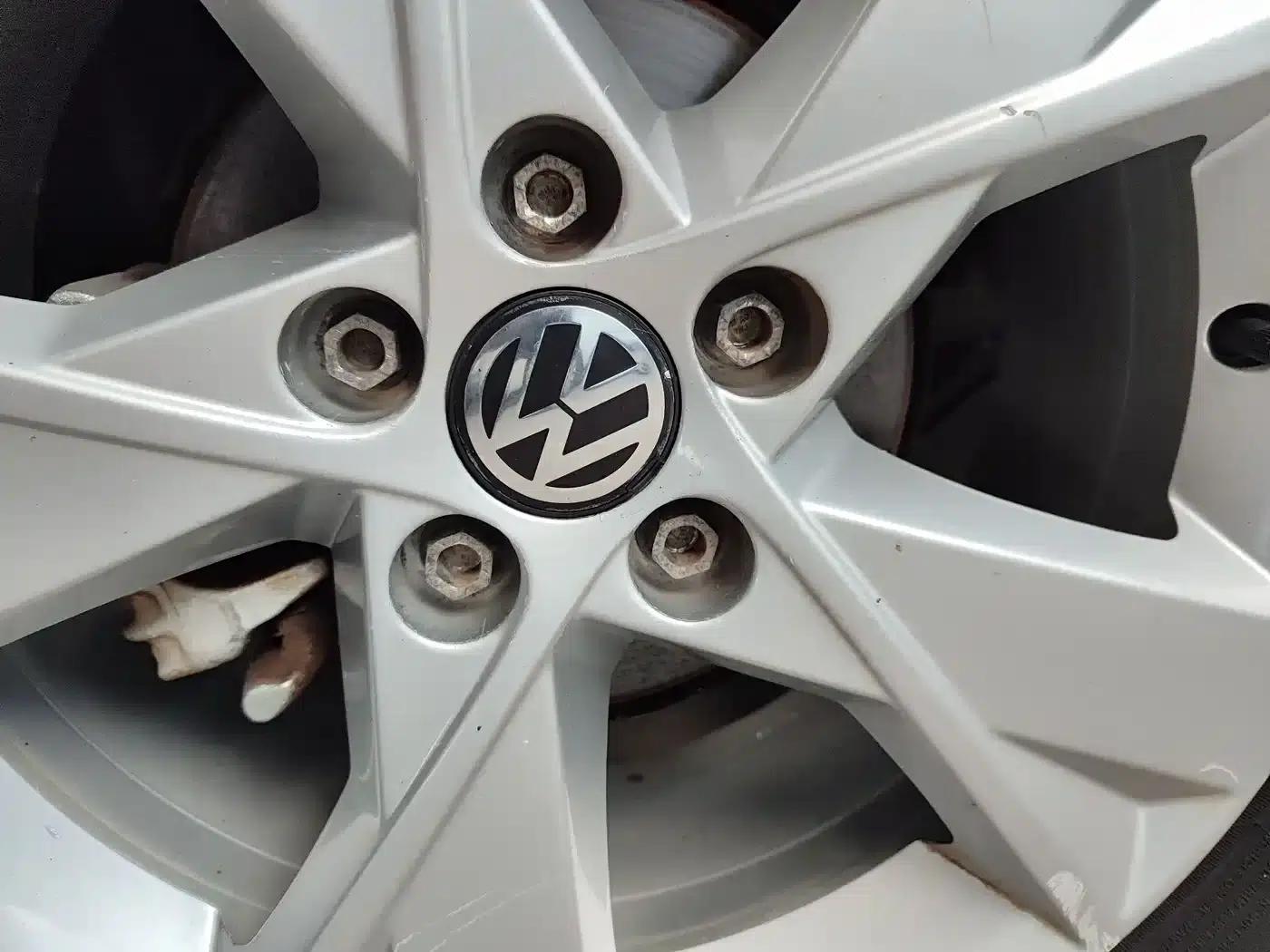 2014 Volkswagen Bora 1.6L Automatic Comfort Model — миниатюра 12