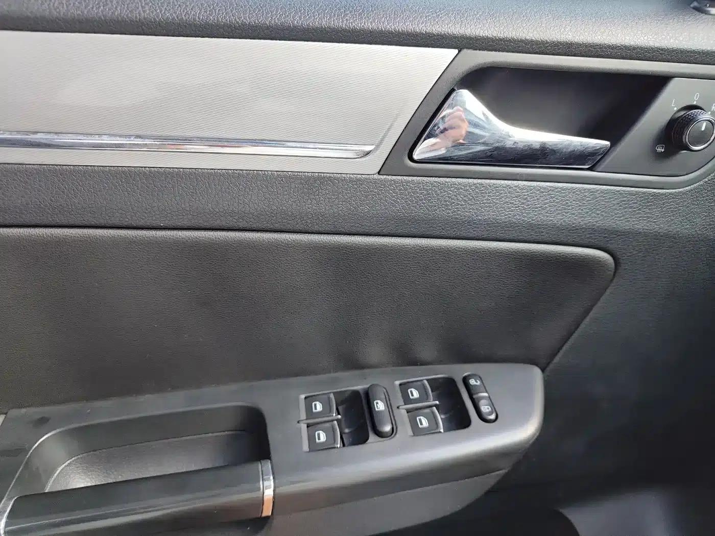 2014 Volkswagen Bora 1.6L Automatic Comfort Model — миниатюра 8