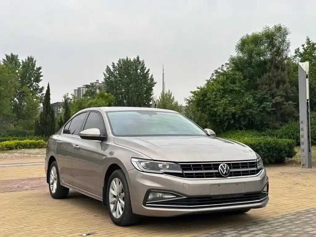 2021 Volkswagen Bora 1.5L Automatic Luxury Smart Connect Edition — миниатюра 3