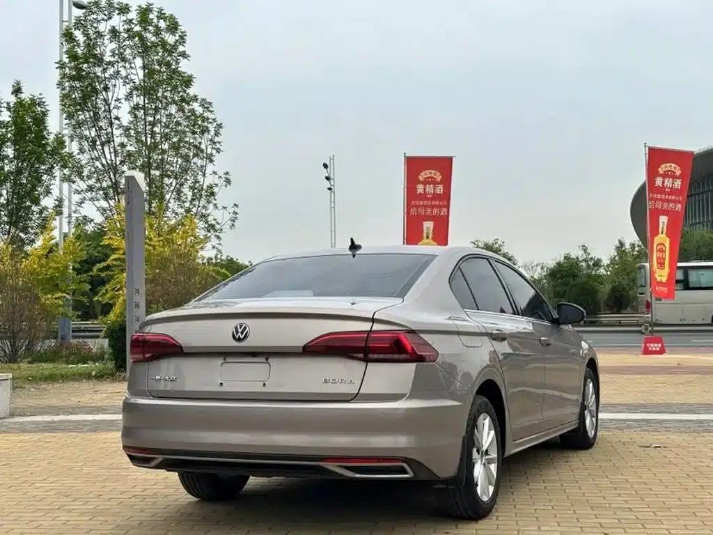 2021 Volkswagen Bora 1.5L Automatic Luxury Smart Connect Edition — миниатюра 4