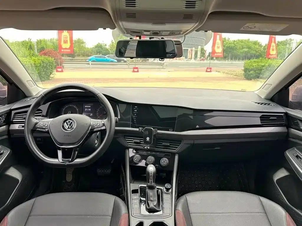 2021 Volkswagen Bora 1.5L Automatic Luxury Smart Connect Edition — миниатюра 9