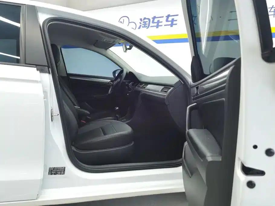 2019 Volkswagen Bora Legend 1.5L Manual Fashion Model (China VI Emission Standard) — миниатюра 8