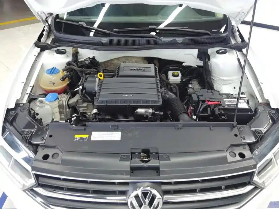 2019 Volkswagen Bora Legend 1.5L Manual Fashion Model (China VI Emission Standard) — миниатюра 10