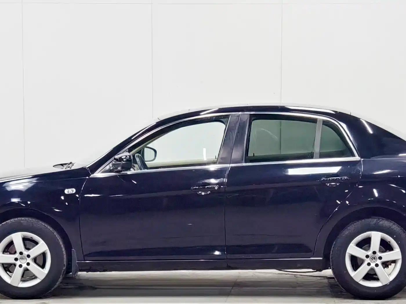 2008 Volkswagen Bora 1.6L Automatic Comfort Model — миниатюра 7
