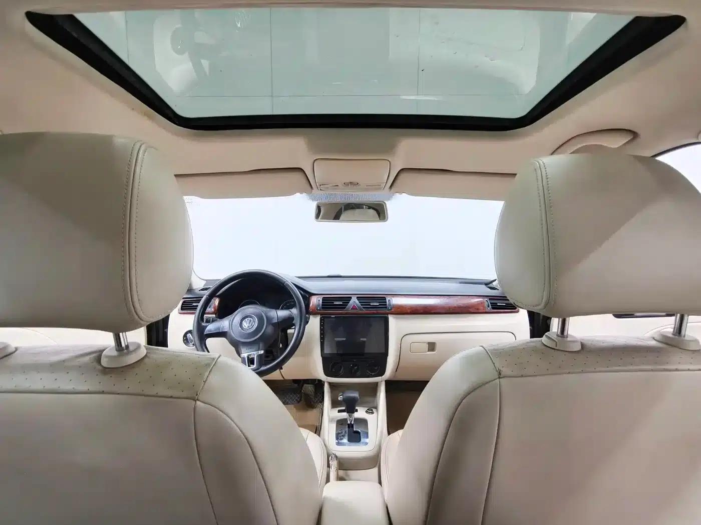 2008 Volkswagen Bora 1.6L Automatic Comfort Model — миниатюра 10