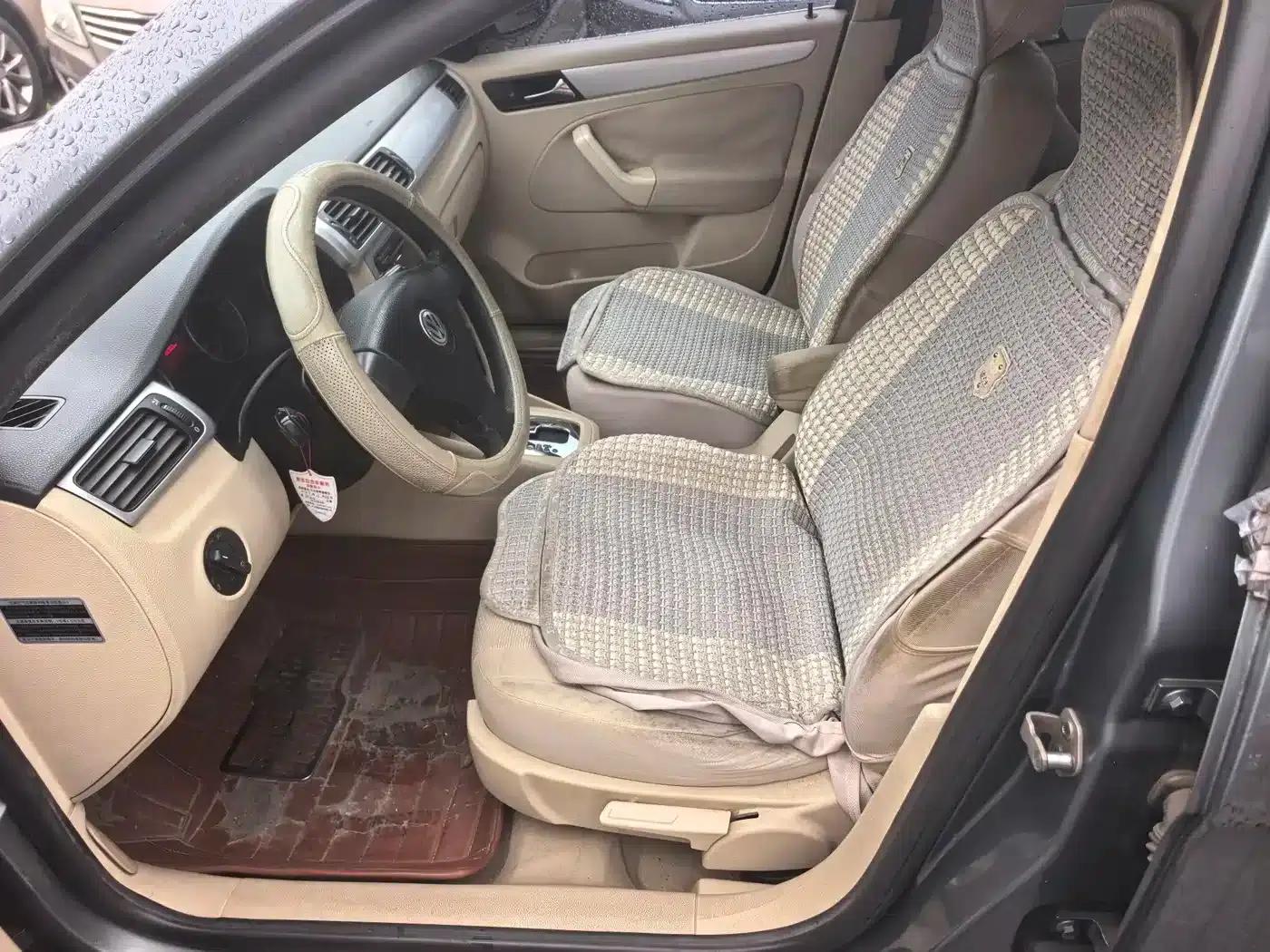 2008 Volkswagen Bora 1.6L Automatic Fashion Edition — миниатюра 7