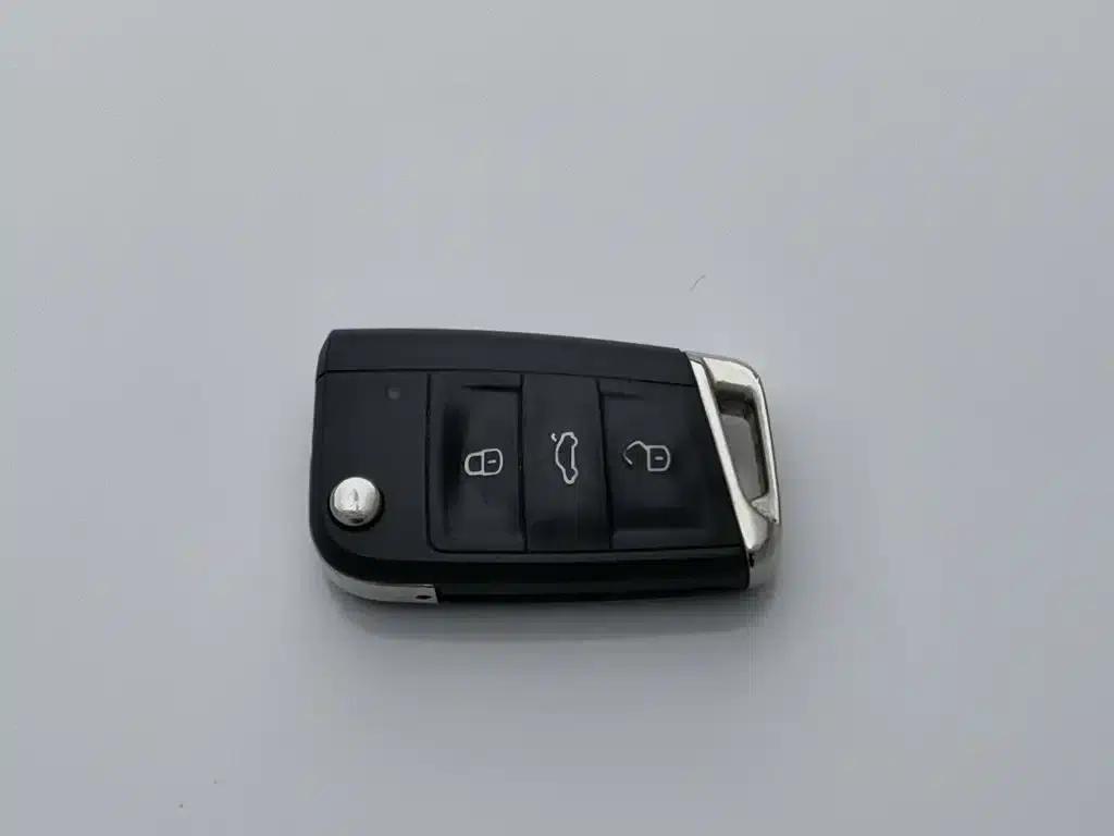 2023 Volkswagen Bora 200TSI DSG Comfort Edition — миниатюра 19