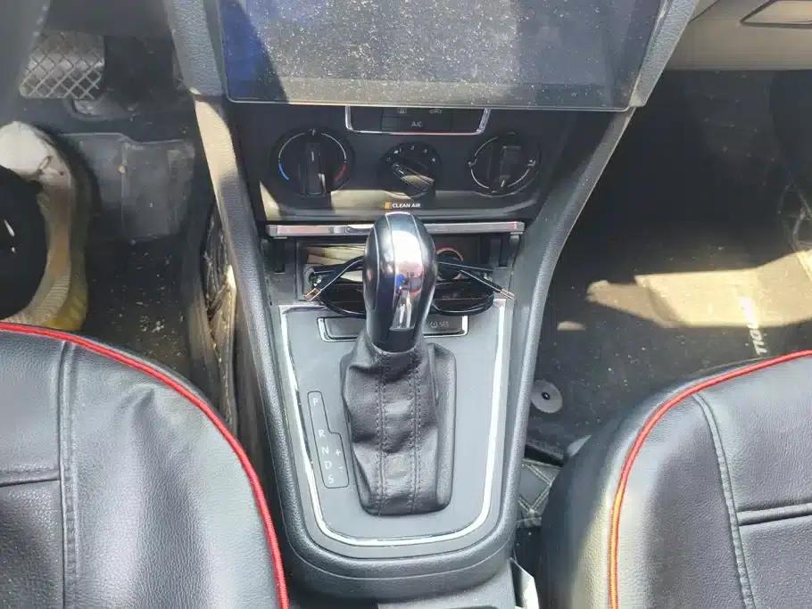 2018 Volkswagen Bora 1.5L Automatic Fashion Edition — миниатюра 16