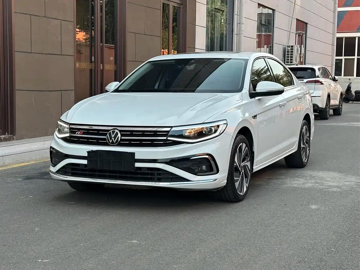 2023 Volkswagen Bora 280TSI DSG Premium Edition — миниатюра 1