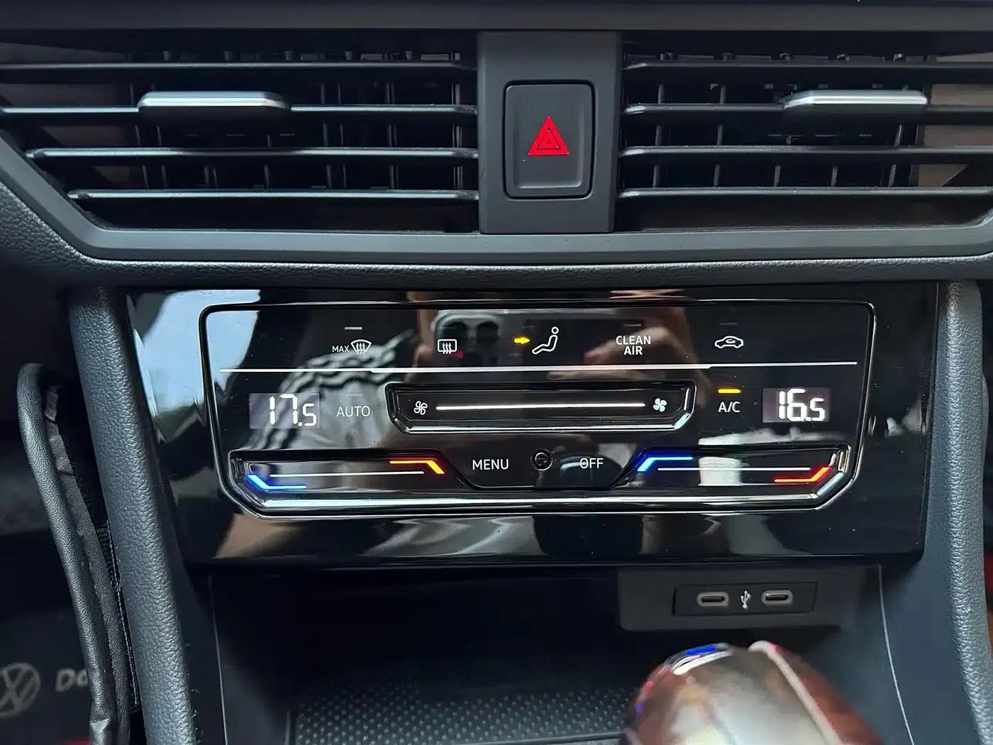 2023 Volkswagen Bora 280TSI DSG Premium Edition — миниатюра 11