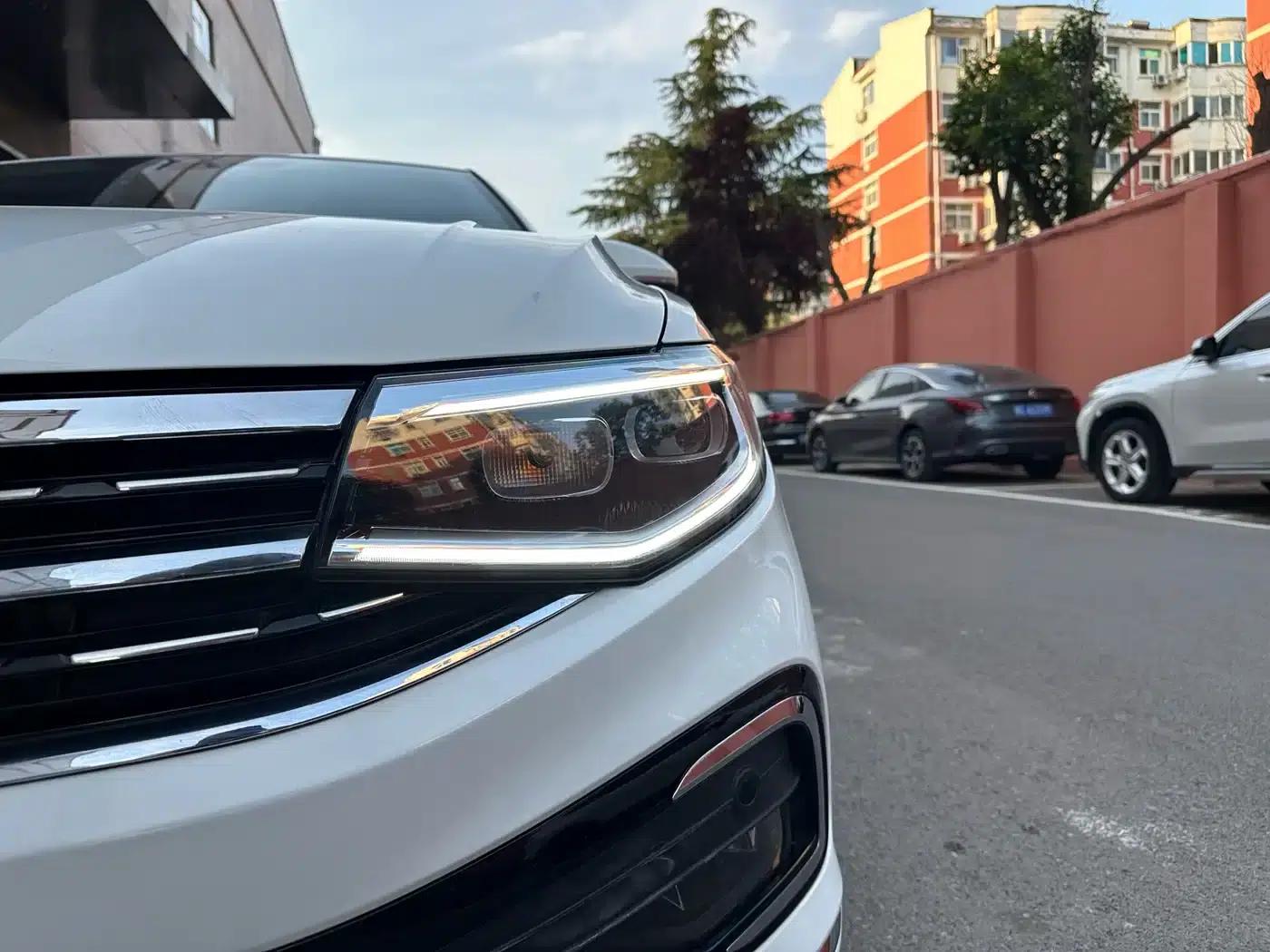 2023 Volkswagen Bora 280TSI DSG Premium Edition — миниатюра 3