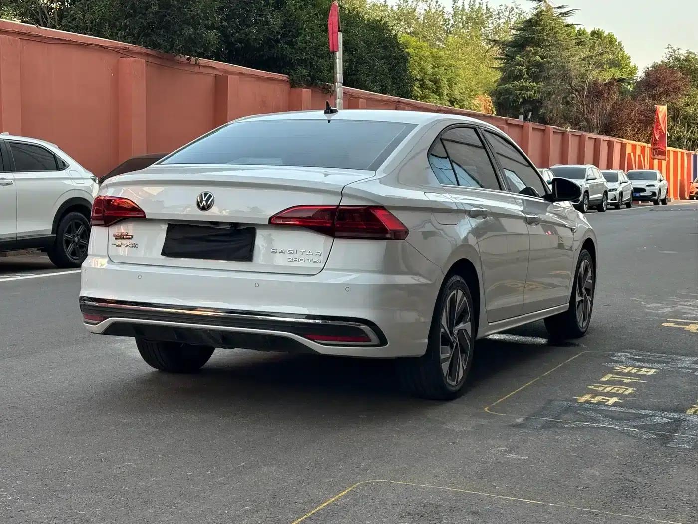 2023 Volkswagen Bora 280TSI DSG Premium Edition — миниатюра 4