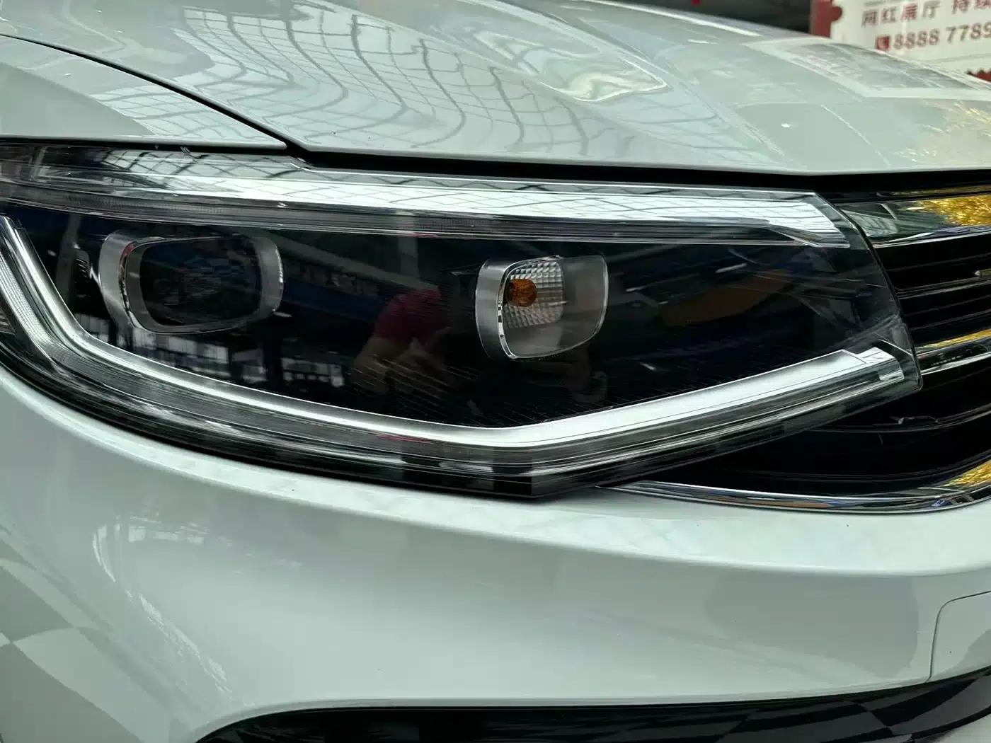 2023 Volkswagen Bora 200TSI DSG Smart PRO Edition — миниатюра 3
