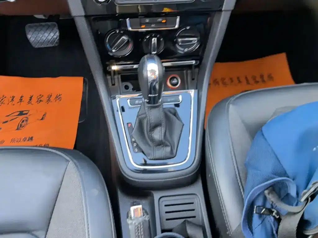 2014 Volkswagen Bora 1.6L Automatic Comfort Model — миниатюра 14