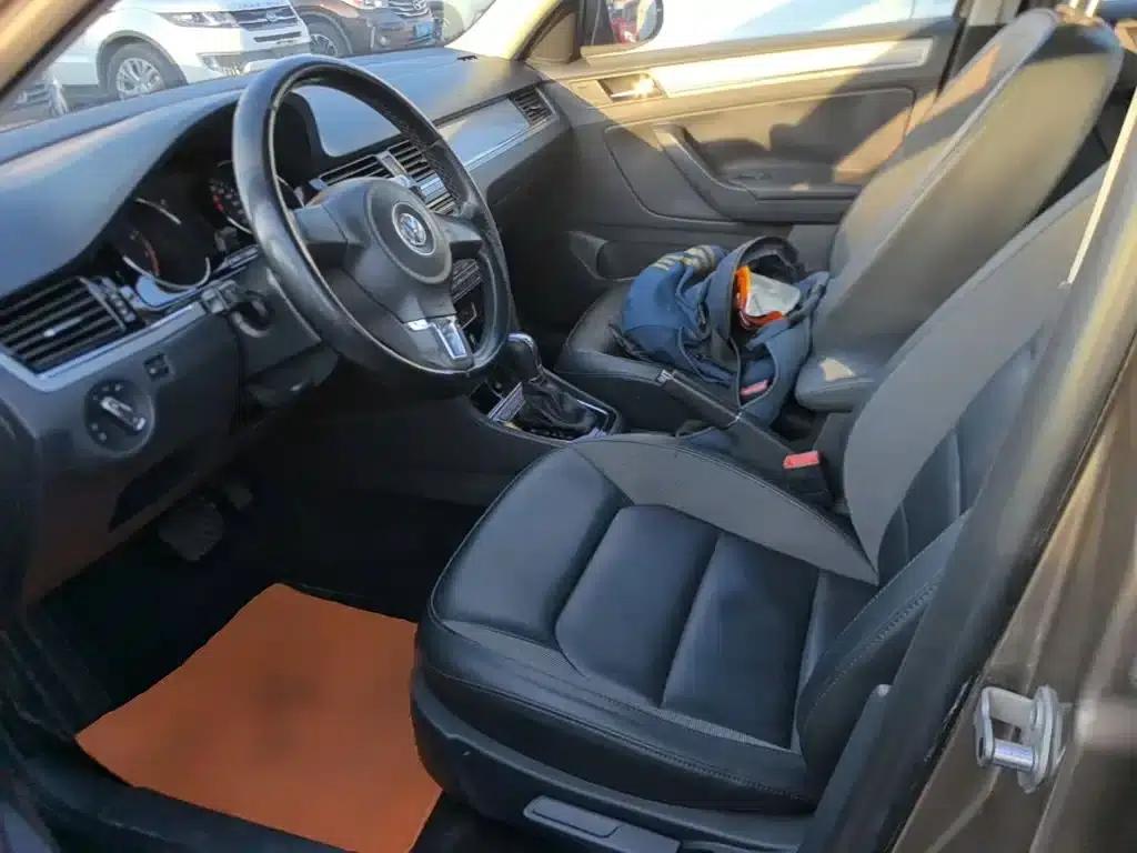 2014 Volkswagen Bora 1.6L Automatic Comfort Model — миниатюра 15