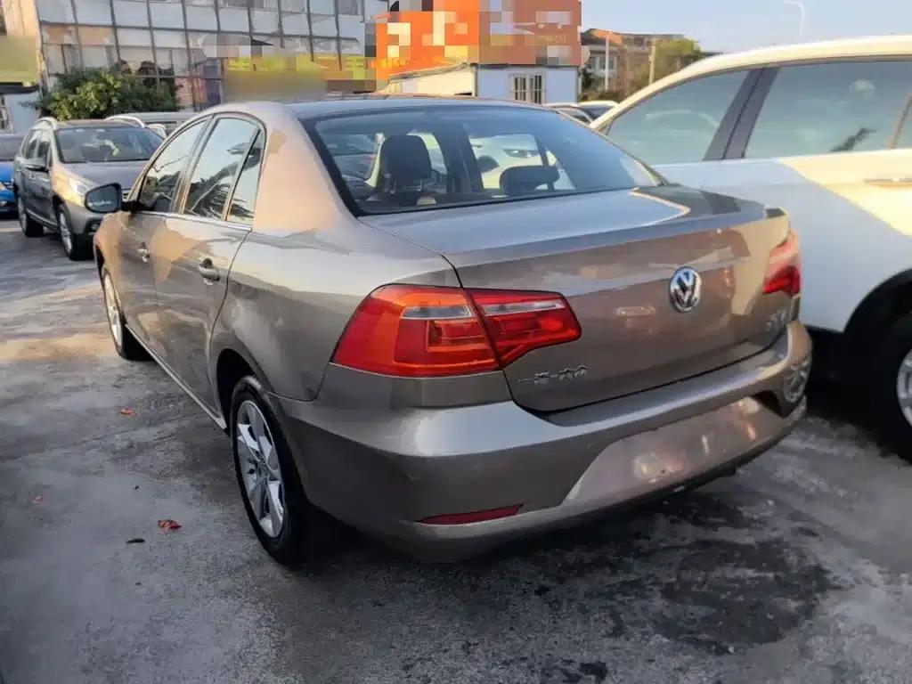 2014 Volkswagen Bora 1.6L Automatic Comfort Model — миниатюра 5