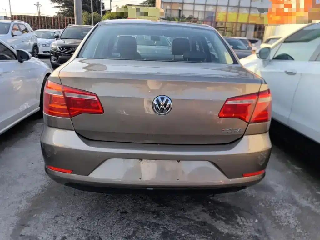 2014 Volkswagen Bora 1.6L Automatic Comfort Model — миниатюра 6