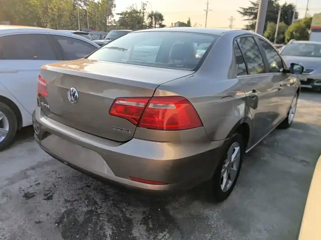 2014 Volkswagen Bora 1.6L Automatic Comfort Model — миниатюра 7