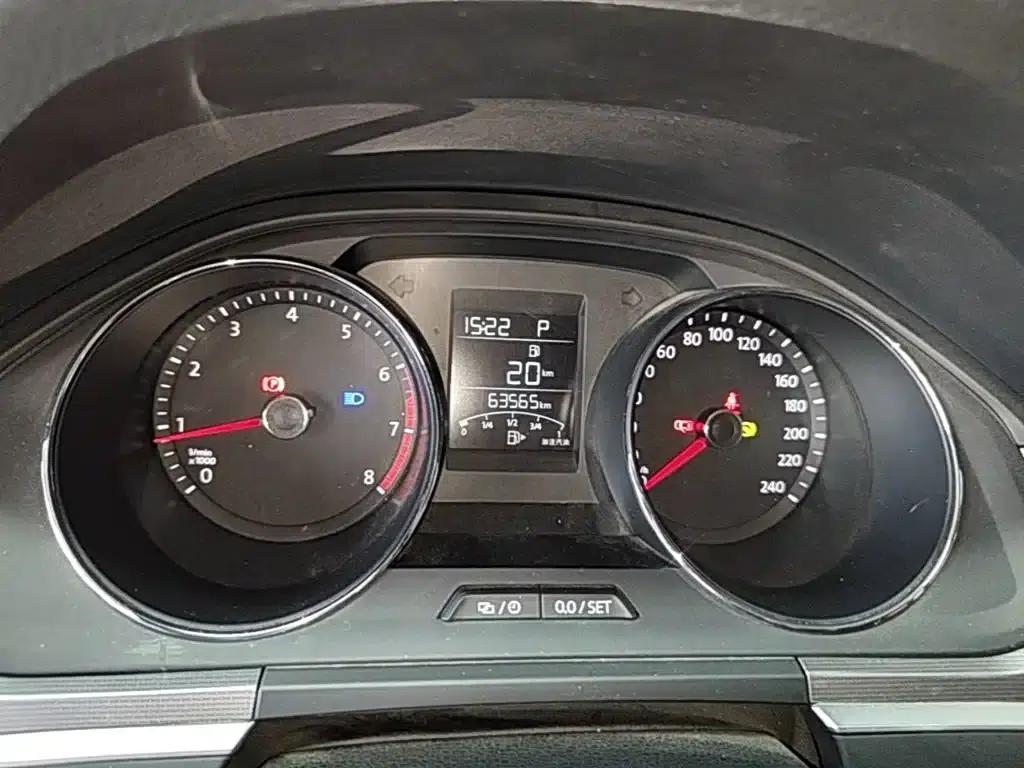 2018 Volkswagen Bora 1.5L Automatic Fashion Edition — миниатюра 12