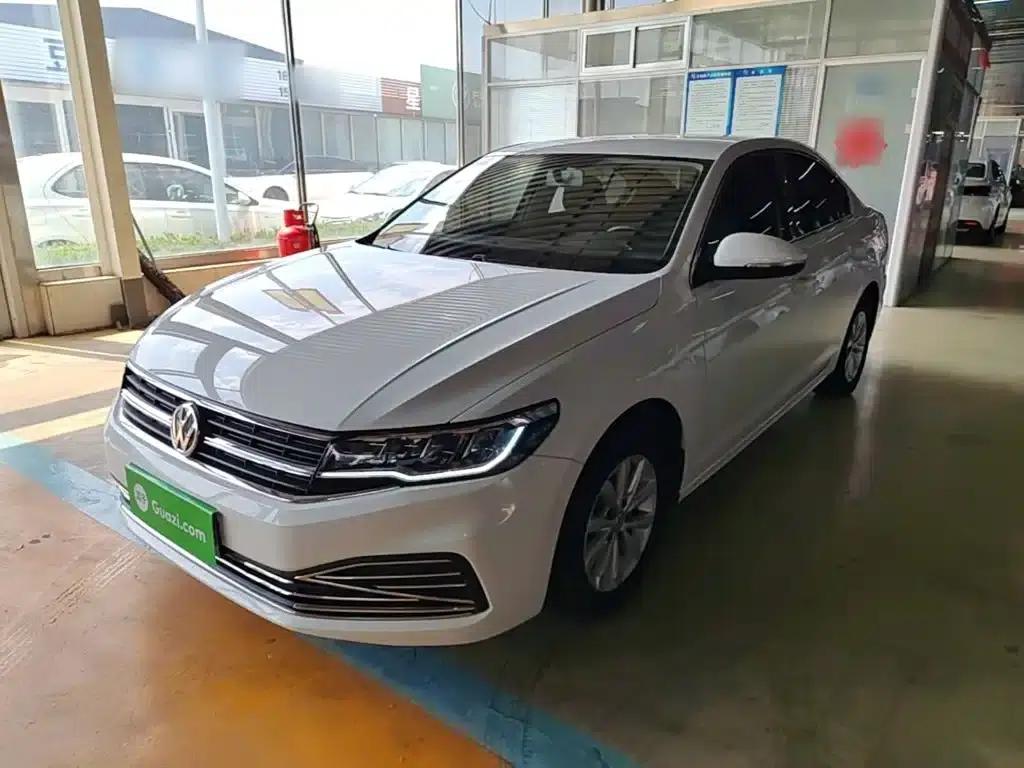 2020 Volkswagen Bora 1.5L Automatic Fashion Edition — миниатюра 1