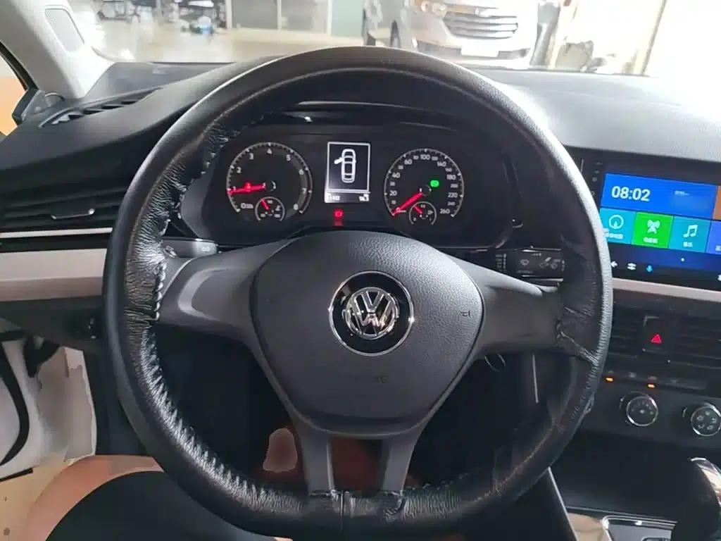 2020 Volkswagen Bora 1.5L Automatic Fashion Edition — миниатюра 11