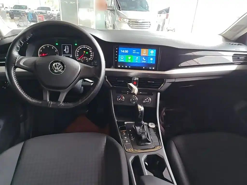 2020 Volkswagen Bora 1.5L Automatic Fashion Edition — миниатюра 10
