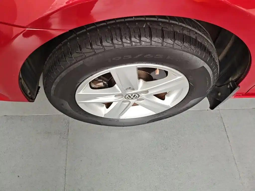2014 Volkswagen Bora 1.6L Automatic Fashion Edition — миниатюра 23