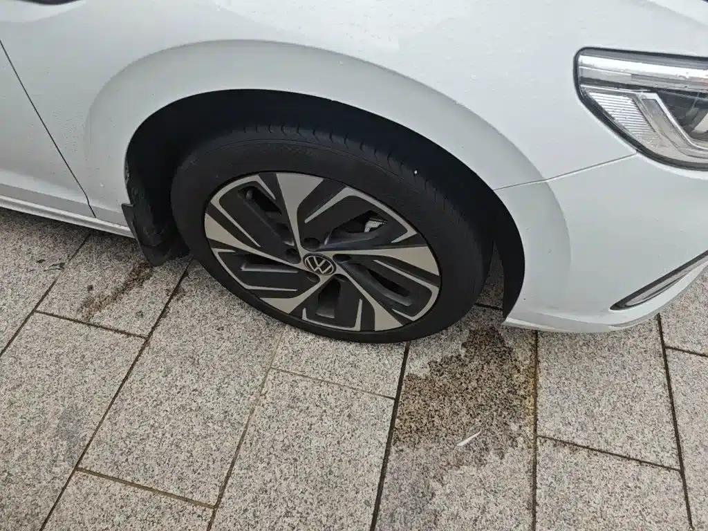 2023 Volkswagen Bora 280TSI DSG Premium Edition — миниатюра 23