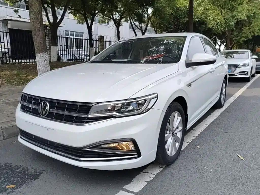 2021 Volkswagen Bora 1.5L Automatic Comfort Smart Connect Edition — миниатюра 1