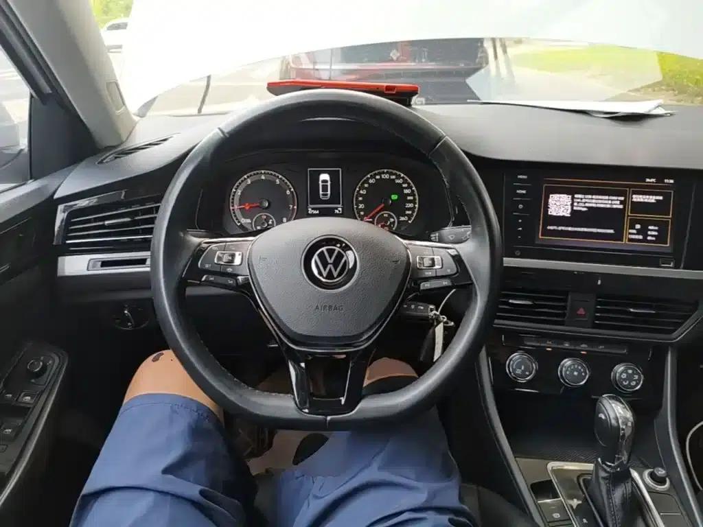 2021 Volkswagen Bora 1.5L Automatic Comfort Smart Connect Edition — миниатюра 11