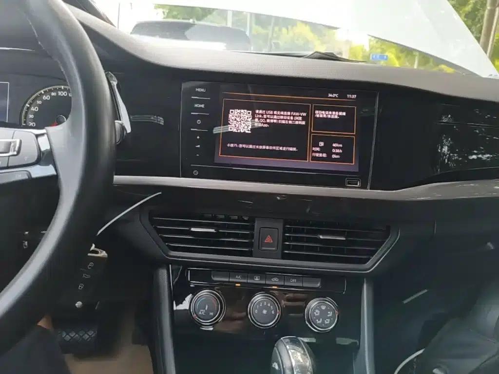 2021 Volkswagen Bora 1.5L Automatic Comfort Smart Connect Edition — миниатюра 13
