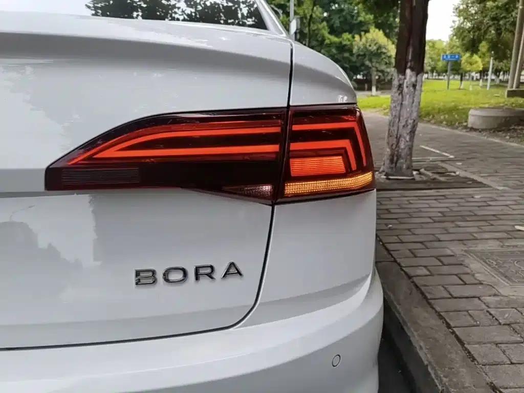 2021 Volkswagen Bora 1.5L Automatic Comfort Smart Connect Edition — миниатюра 8