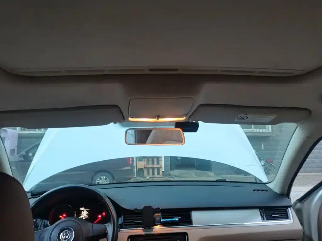 2014 Volkswagen Bora 1.6L Manual Comfort Model — миниатюра 9