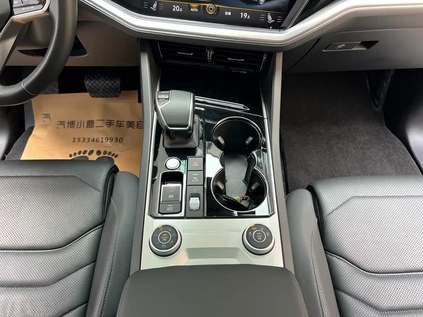 Touareg 2021 3.0TSI R-Line Classic Sport Package — миниатюра 17