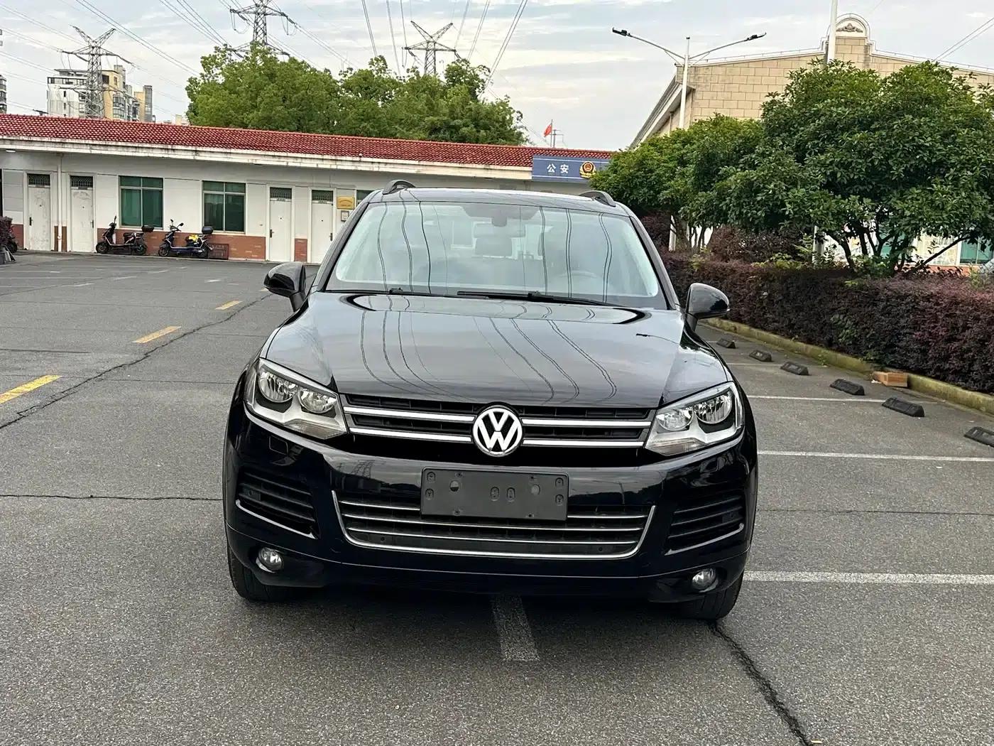 2011 Touareg 3.0TSI Standard Edition — миниатюра 2