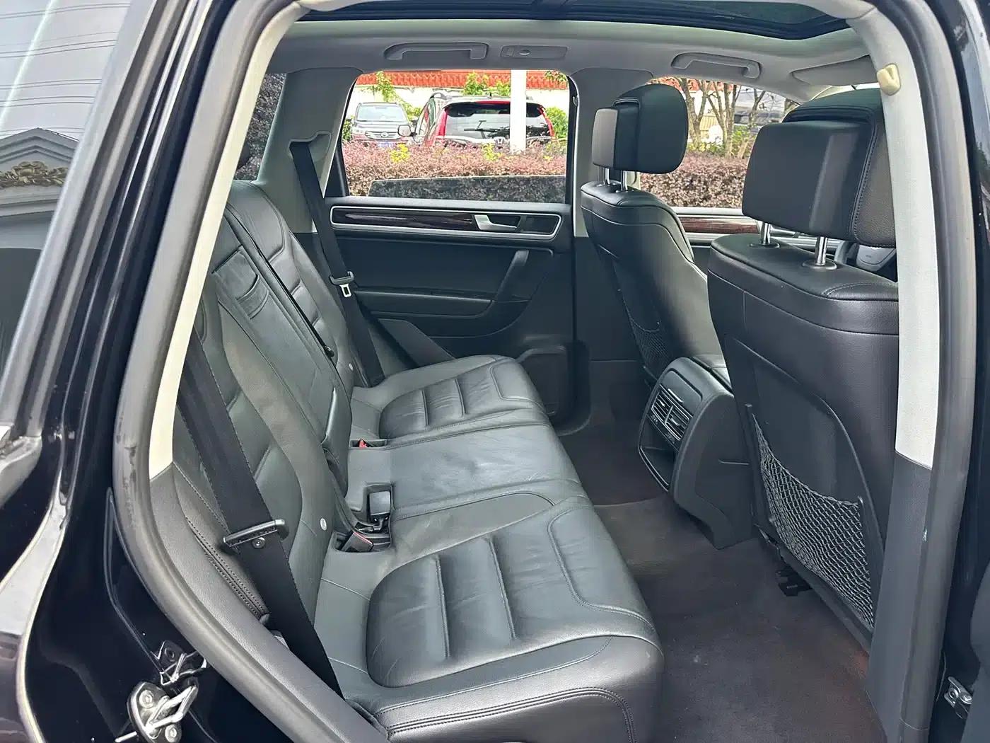 2011 Touareg 3.0TSI Standard Edition — миниатюра 15