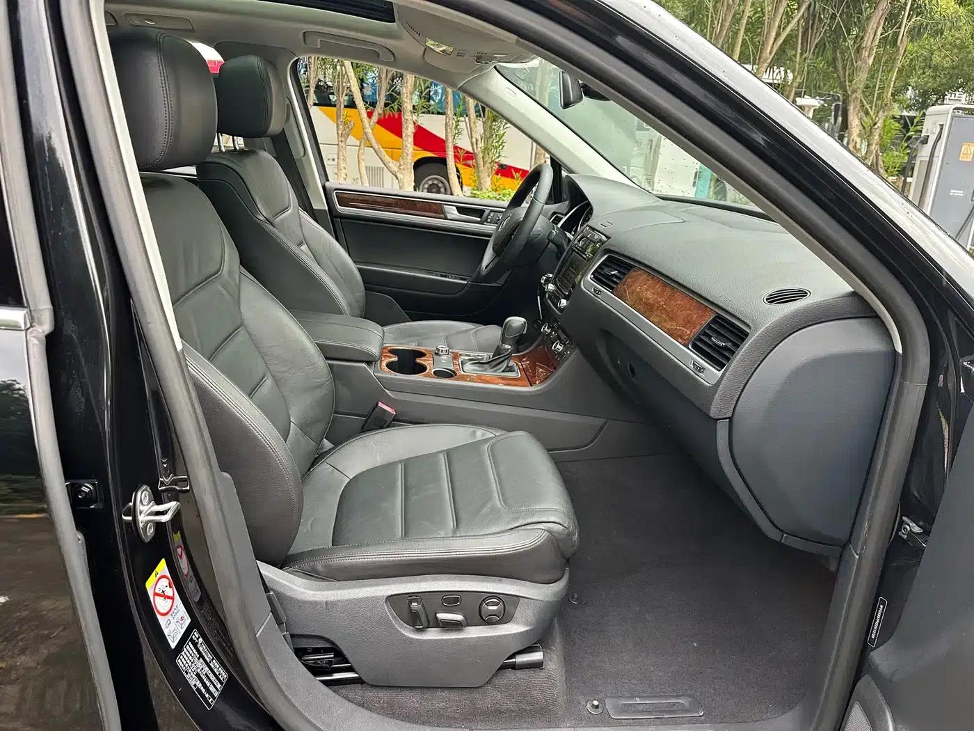 2011 Touareg 3.0TSI Standard Edition — миниатюра 20