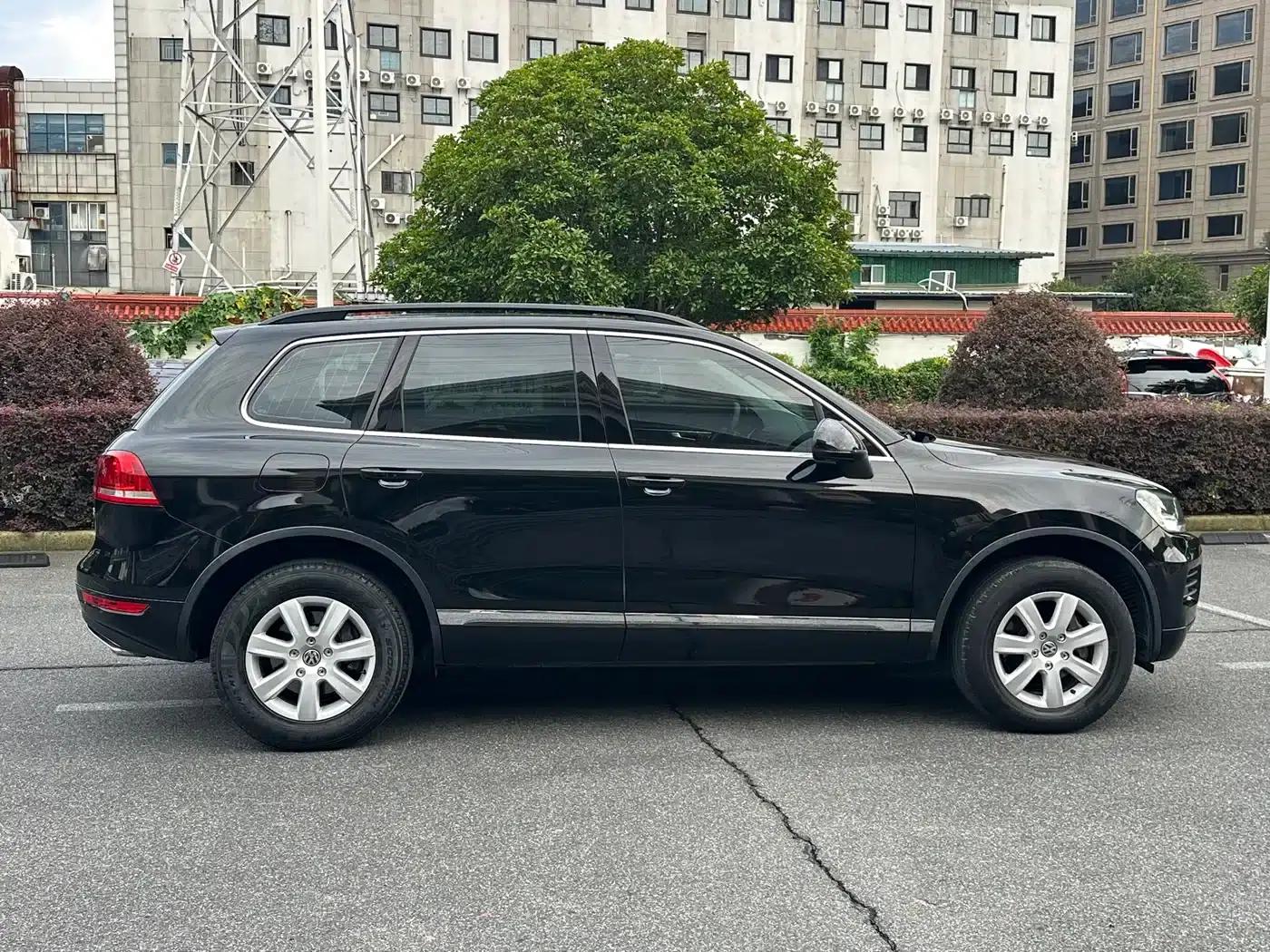 2011 Touareg 3.0TSI Standard Edition — миниатюра 8
