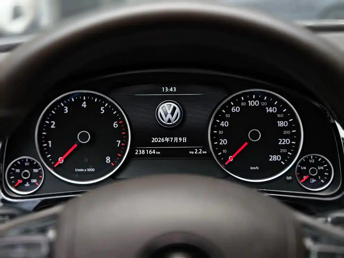 Touareg 2016 3.0TSI Standard Edition — миниатюра 25