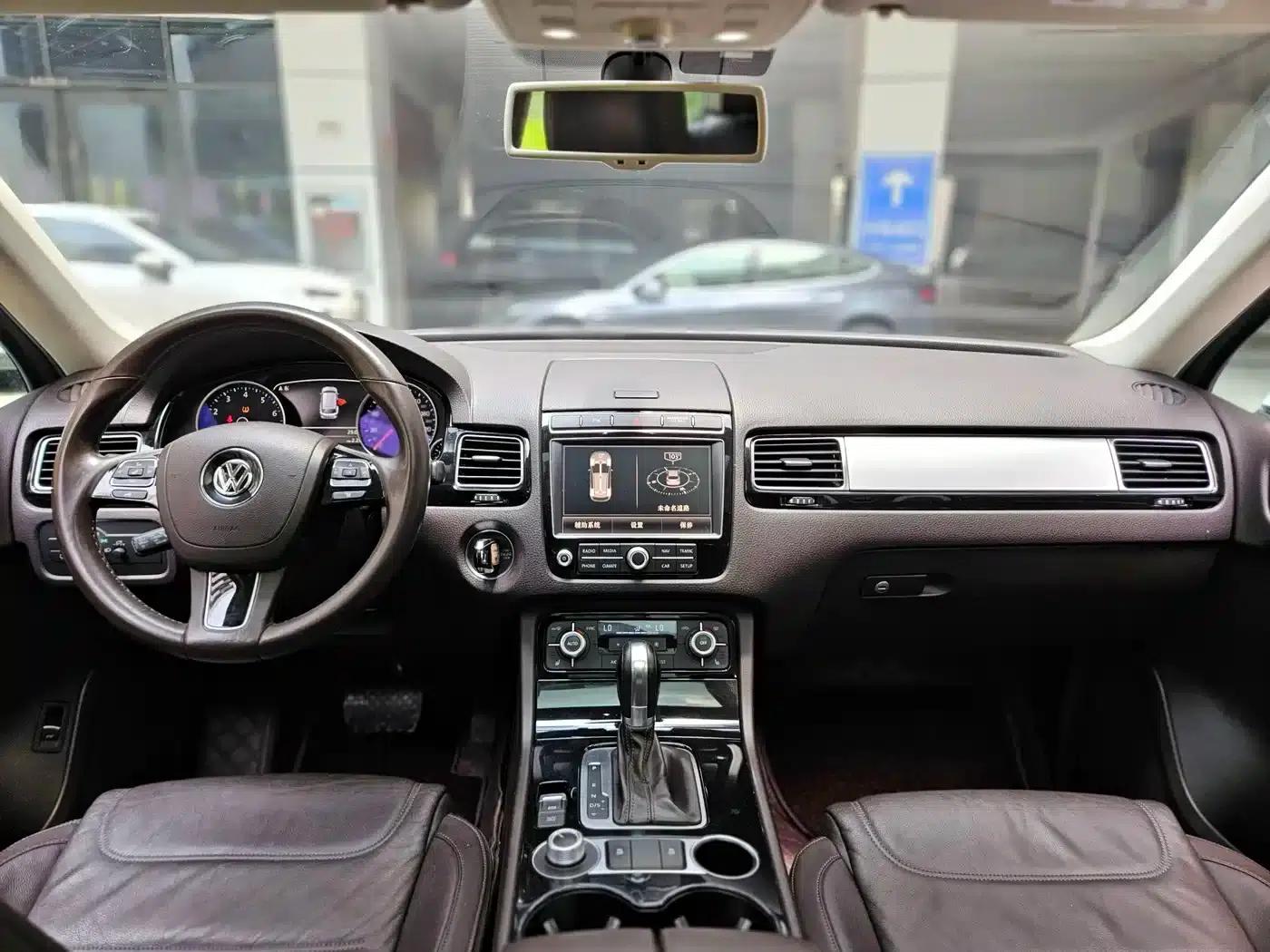 Touareg 2016 3.0TSI Standard Edition — миниатюра 7